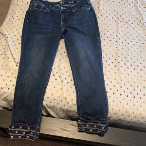 Capri jeans with stars
